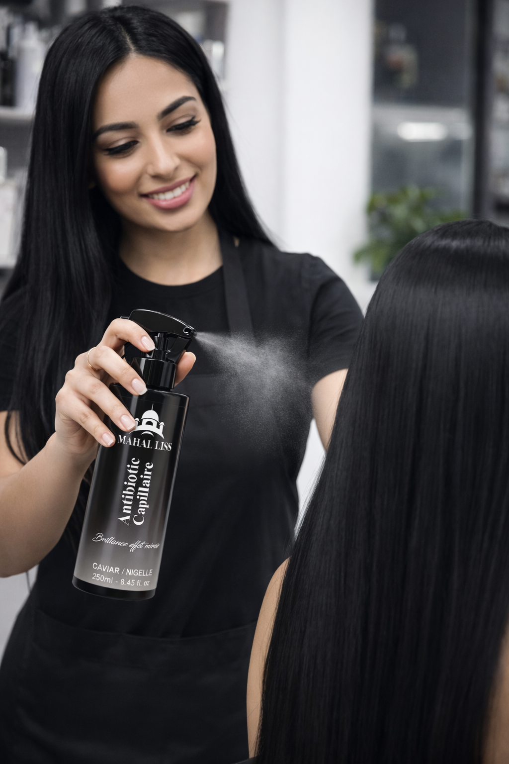 Soin réparateur Antibiotic Capillaire Mahal Liss - résultat brillance effet miroir
